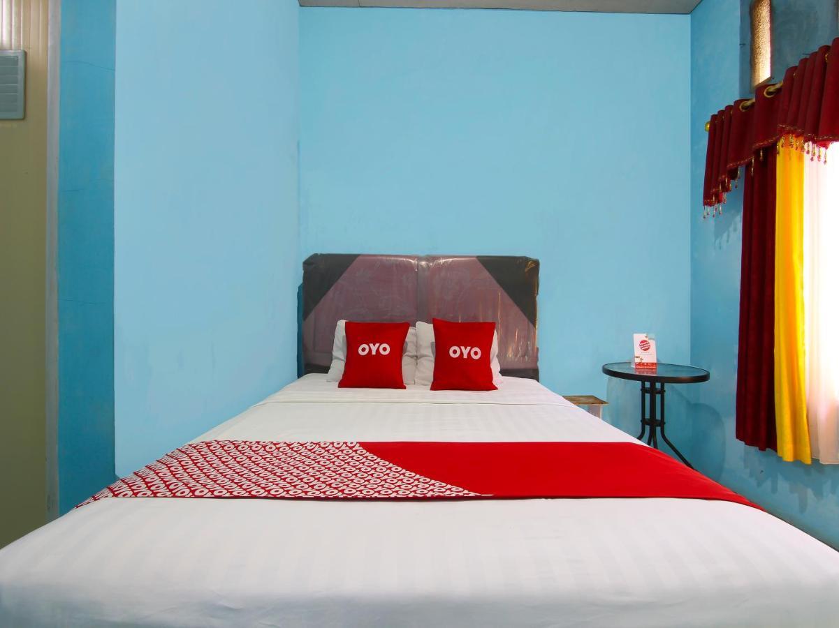 Oyo 91476 Srikaya Hotel 3 Pekalongan Luaran gambar